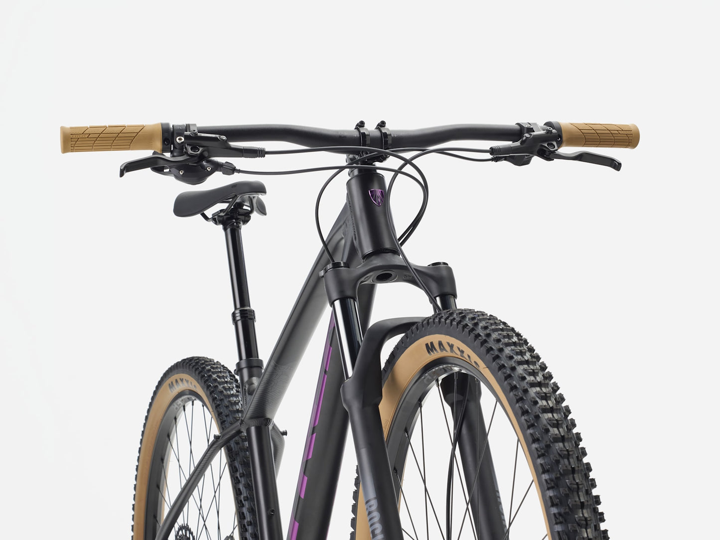 Trek Marlin 7 Gen 3 (Matte Dark Web/Clear Gloss)