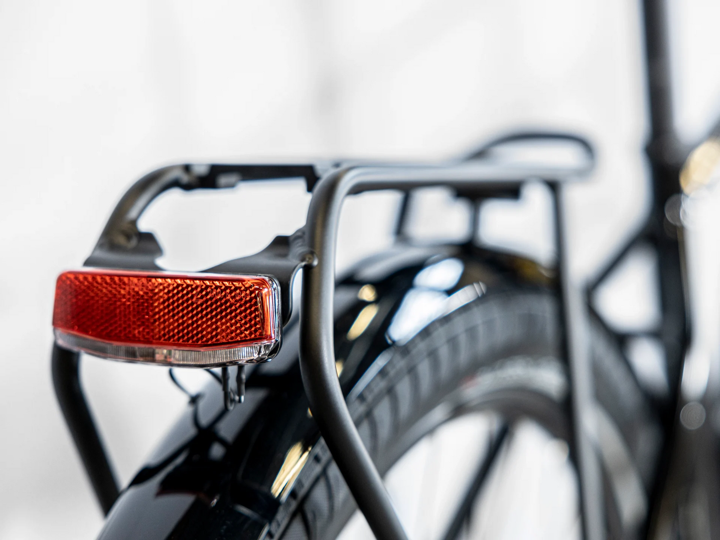 Trek Allant+ 5 (Trek Black)