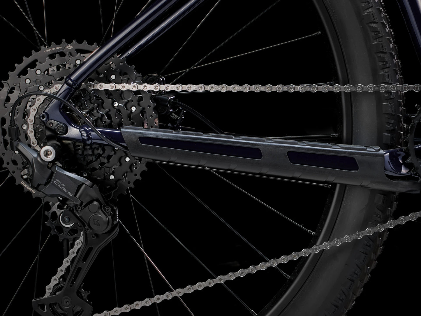 Trek Marlin 6 Gen 3 (Rage Red to Deep Dark Blue Fade)