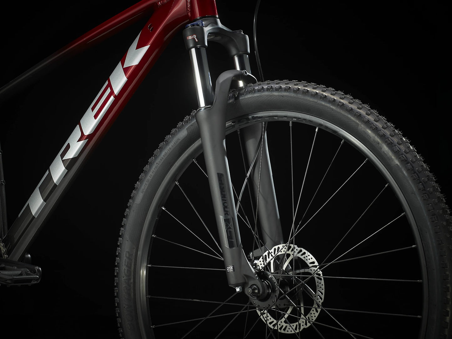 Trek Marlin 6 Gen 2 (Rage Red to Dnister Black Fade)