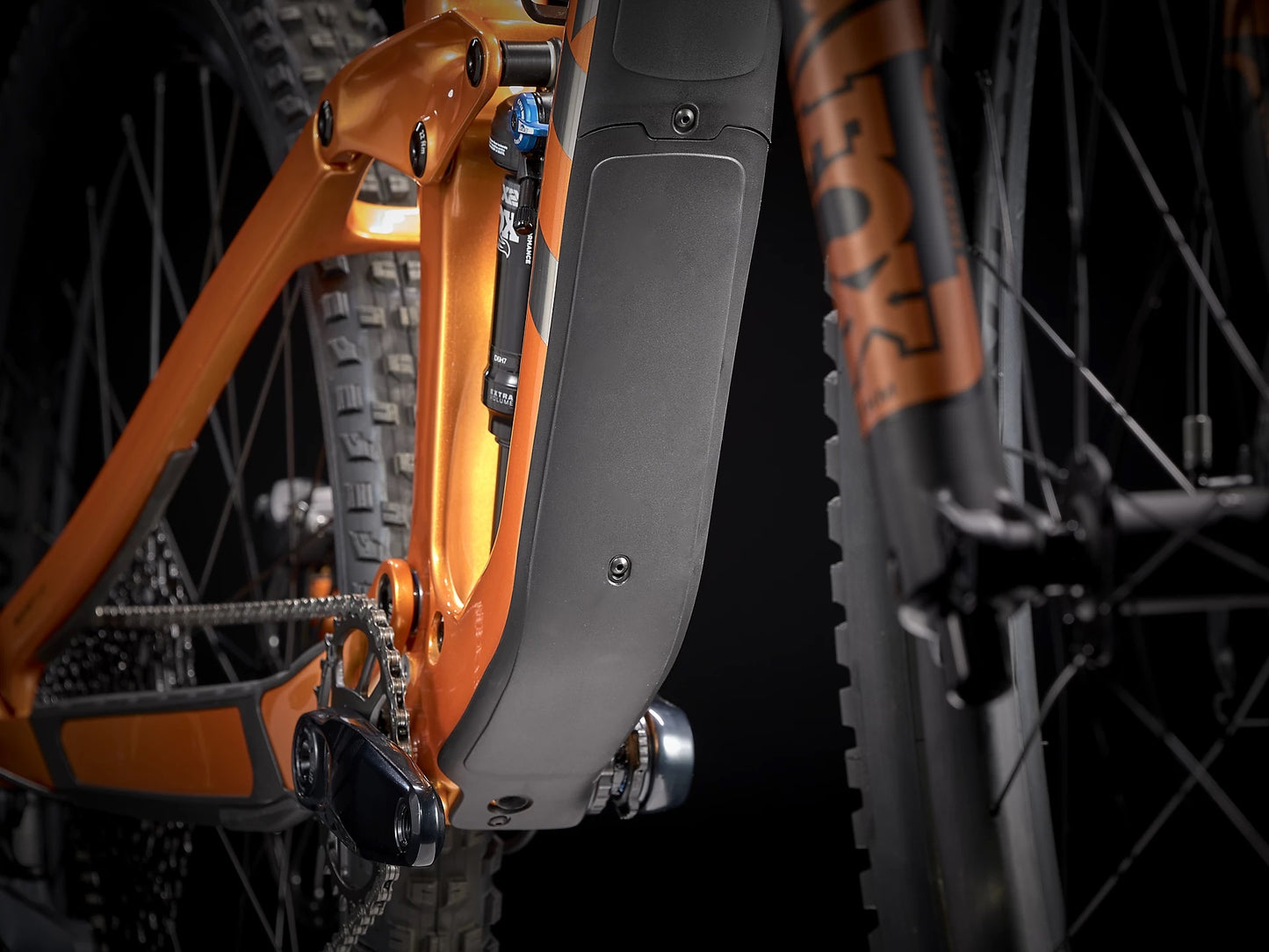 Trek Slash 9.7 (Factory Orange-Carbon)