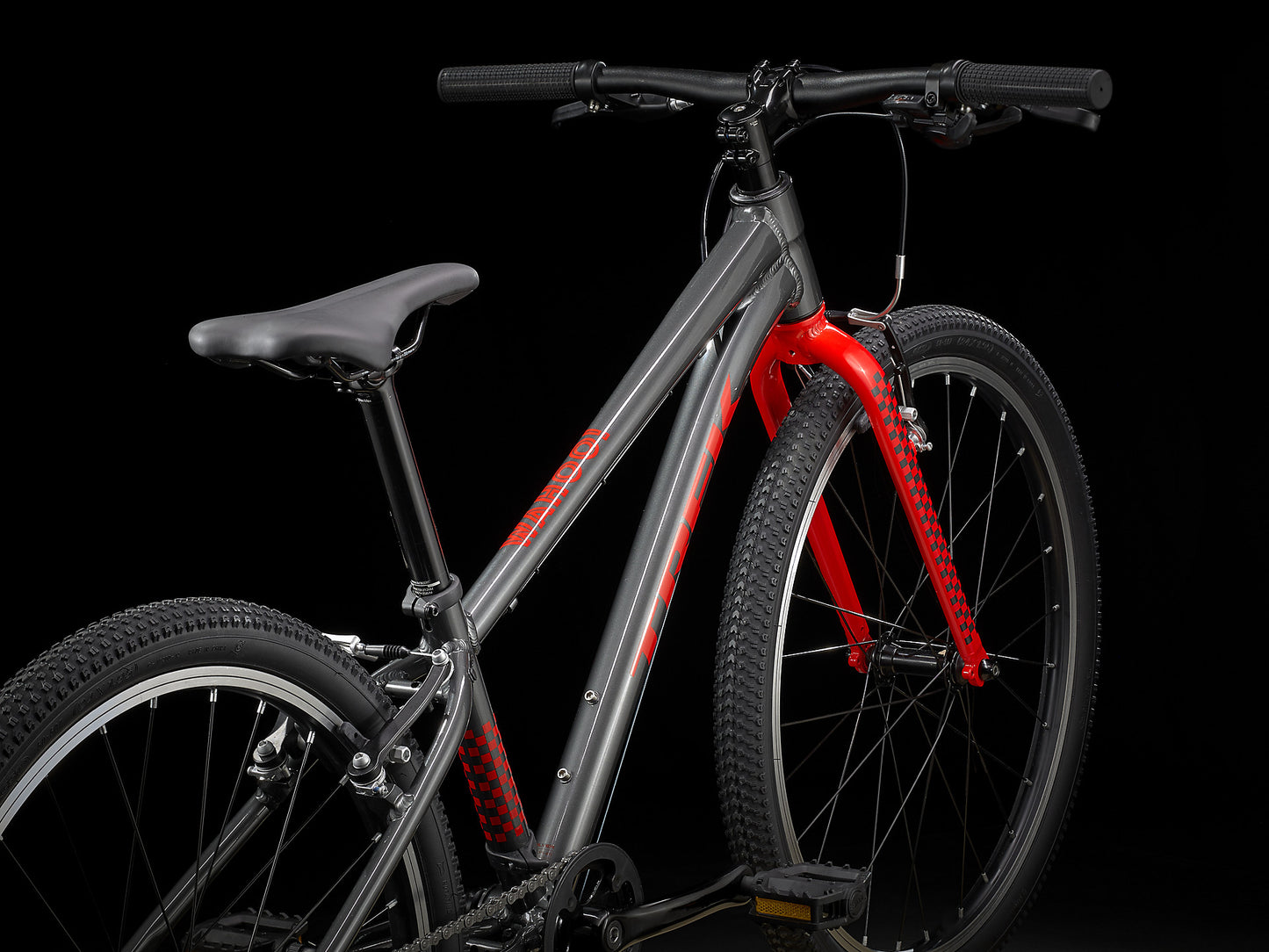 Trek Wahoo 24" (Lithium Grey/Radioactive Red)