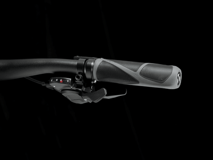 Trek FX 2 Mid-step Gen 4 (Matte Trek Black)